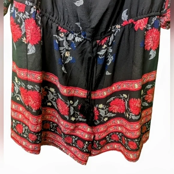 Forever 21 Plus Size (1X) Romper - Picture 2 of 4